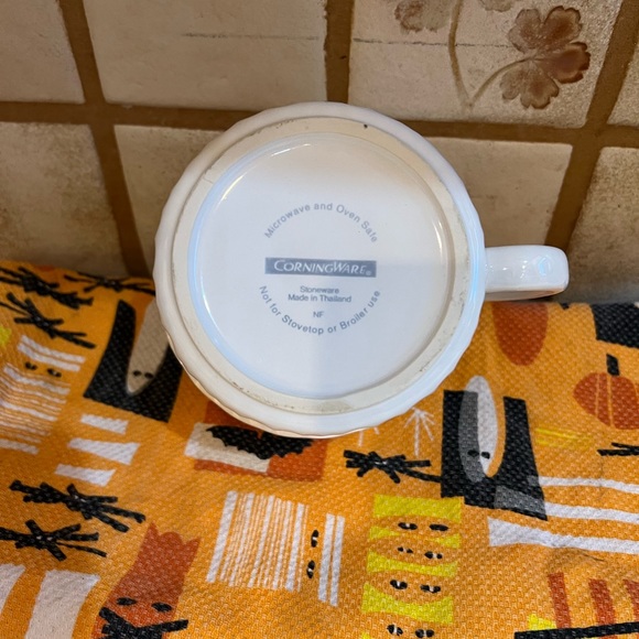 CorningWare 🆕Pop-Ins 22oz Mug Ceramic Stoneware with Plastic Vented Cover~ - Picture 3 of 4